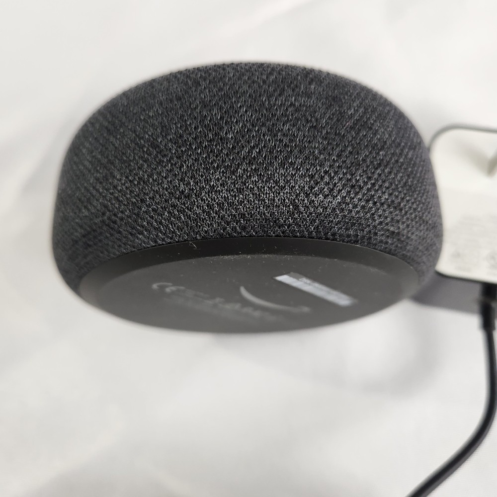 Amazon Echo Dot 3rd Gen Alexa Smart Speaker Black w/ Power Adapter c78mp8