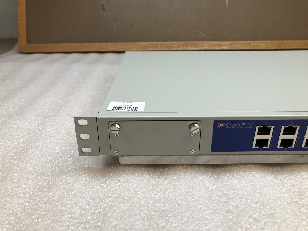 Check Point Software 4400 Model T-140 8-Port Security Network Firewall Appliance