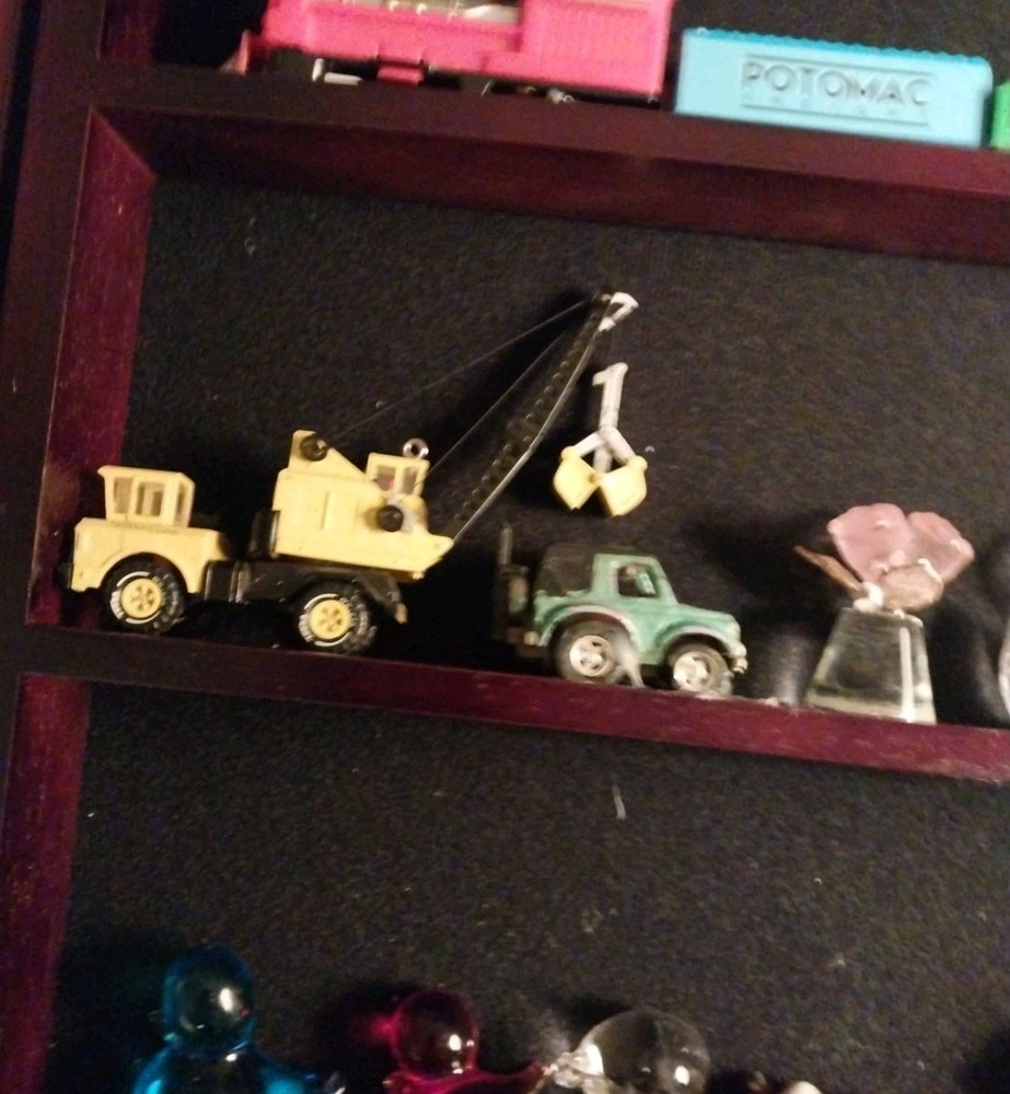 Charming 5 Shelf Memory Display Case with 30 Assorted Collectible Items Glass...