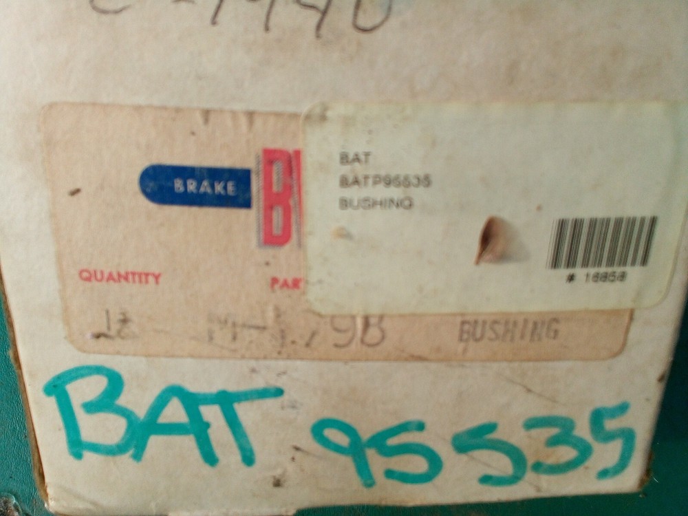 New BWP M-798 E-1940 095535 Saddle Bushing