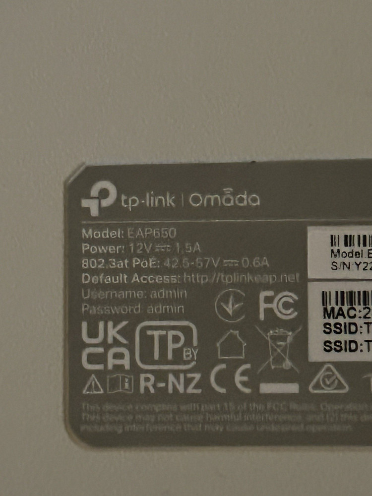 TP-Link Omada Model EPA650 Ceiling Mount WiFi 6 Access Point White