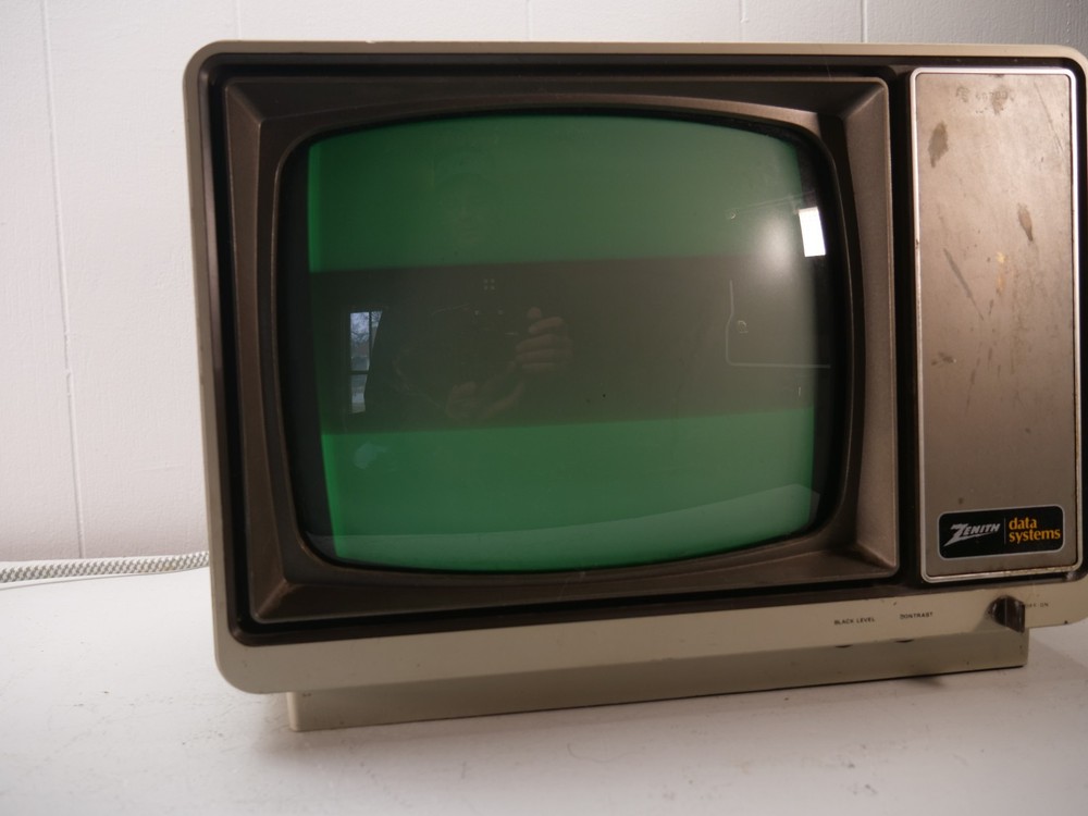Zenith Data Systems Computer Monitor ZVM-121
