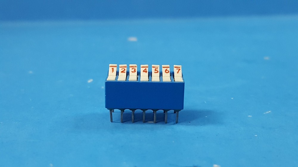 ONE PC- EECO DIP WITH 7 POSITION, 240007GB