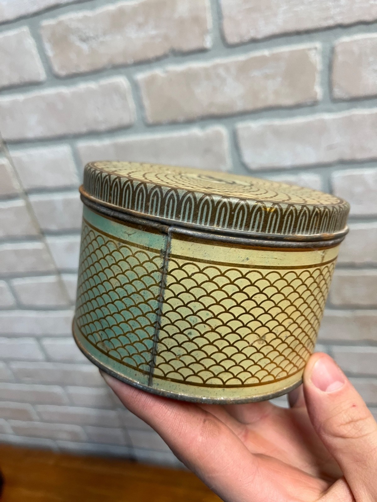 Vintage 1920s No. 4711 Lavender Bath Powder Tin FULL Art Deco Mulhens & Kropff