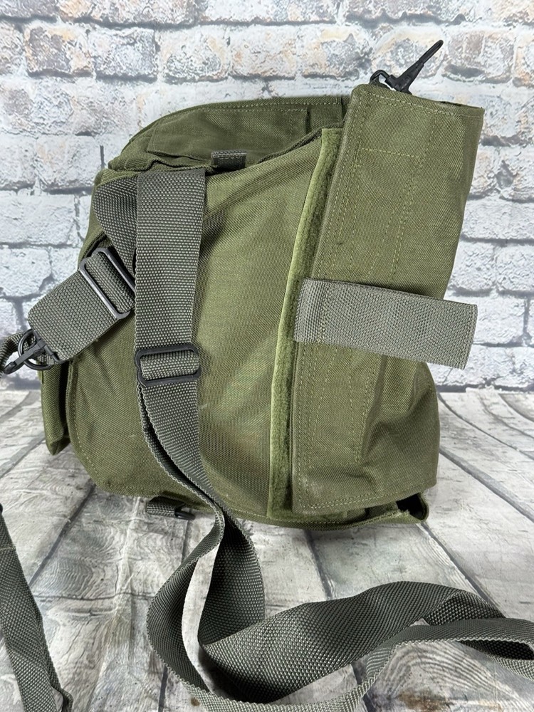 US M40 Gas Mask Small . Face Mask, Filter & Extra Inserts-C