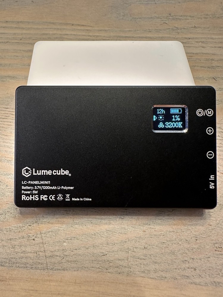 Lume Cube LC-PANELMINI1 5W Bicolor Panel Mini LED - USB C Mini Light Panel
