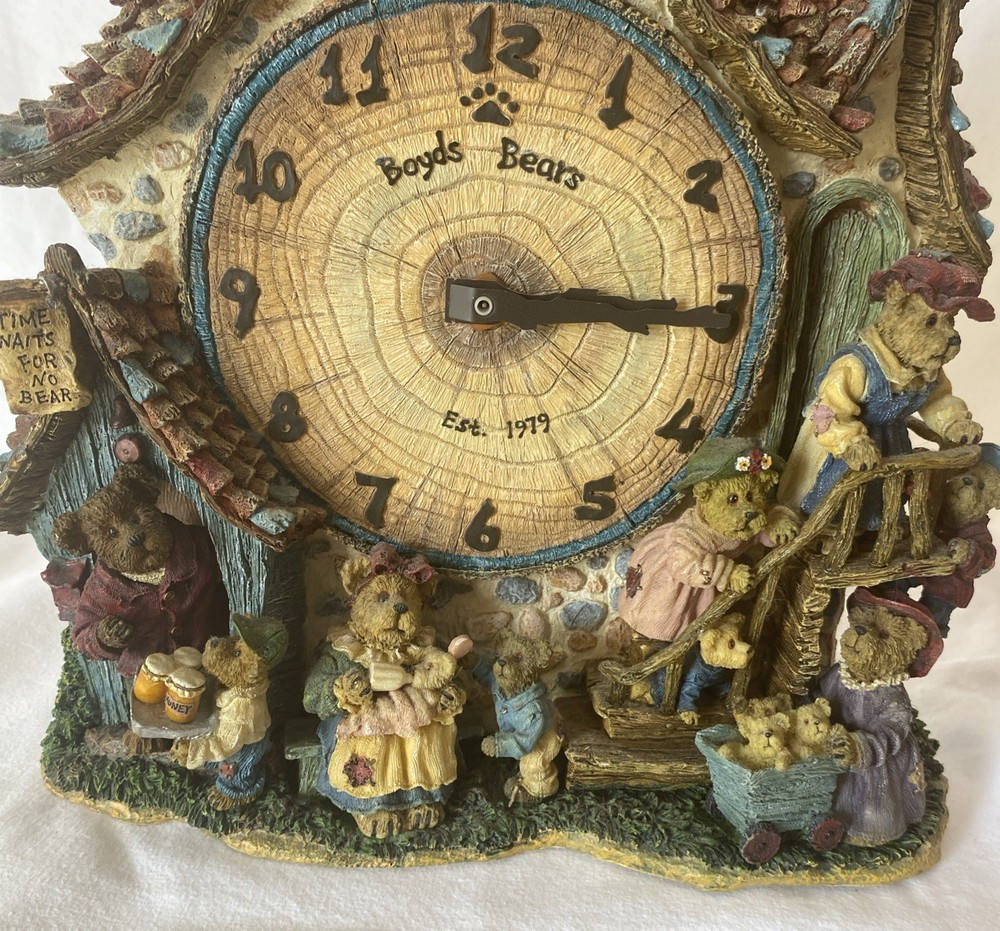Danbury Mint 1979 “Time Waits for No Bear Boyd Bear” Clock -Read Description