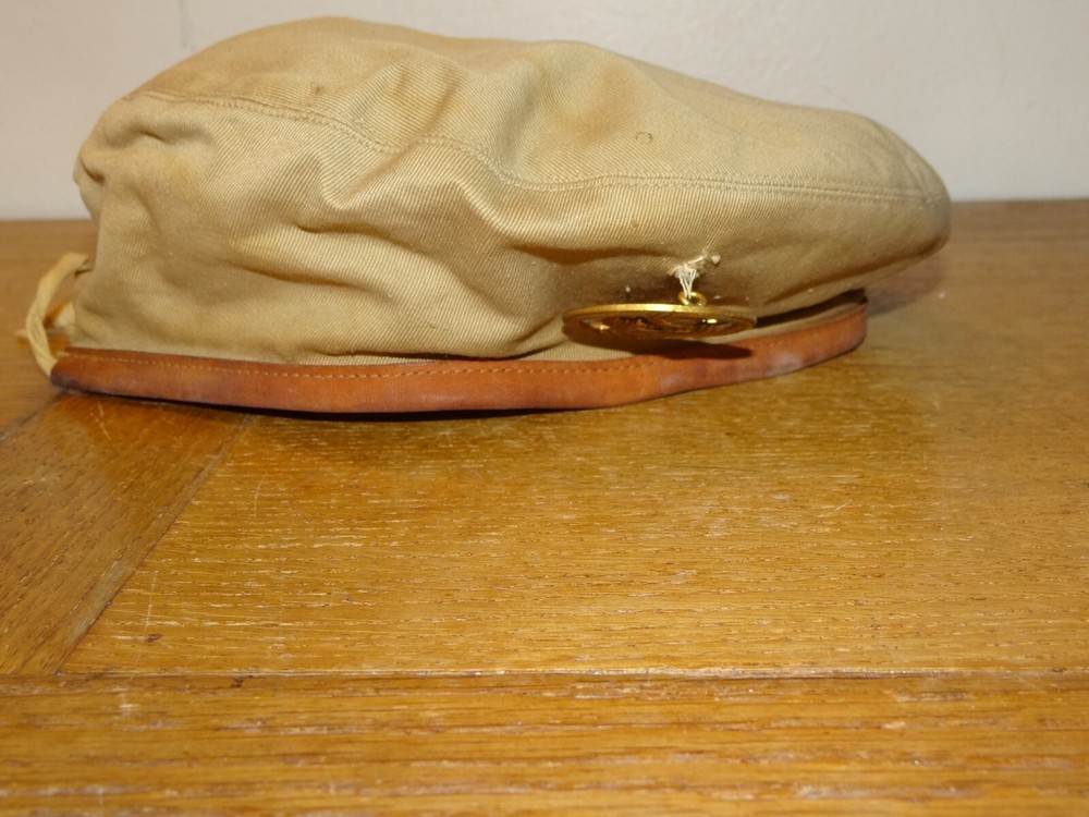 Antique Beret Transmission