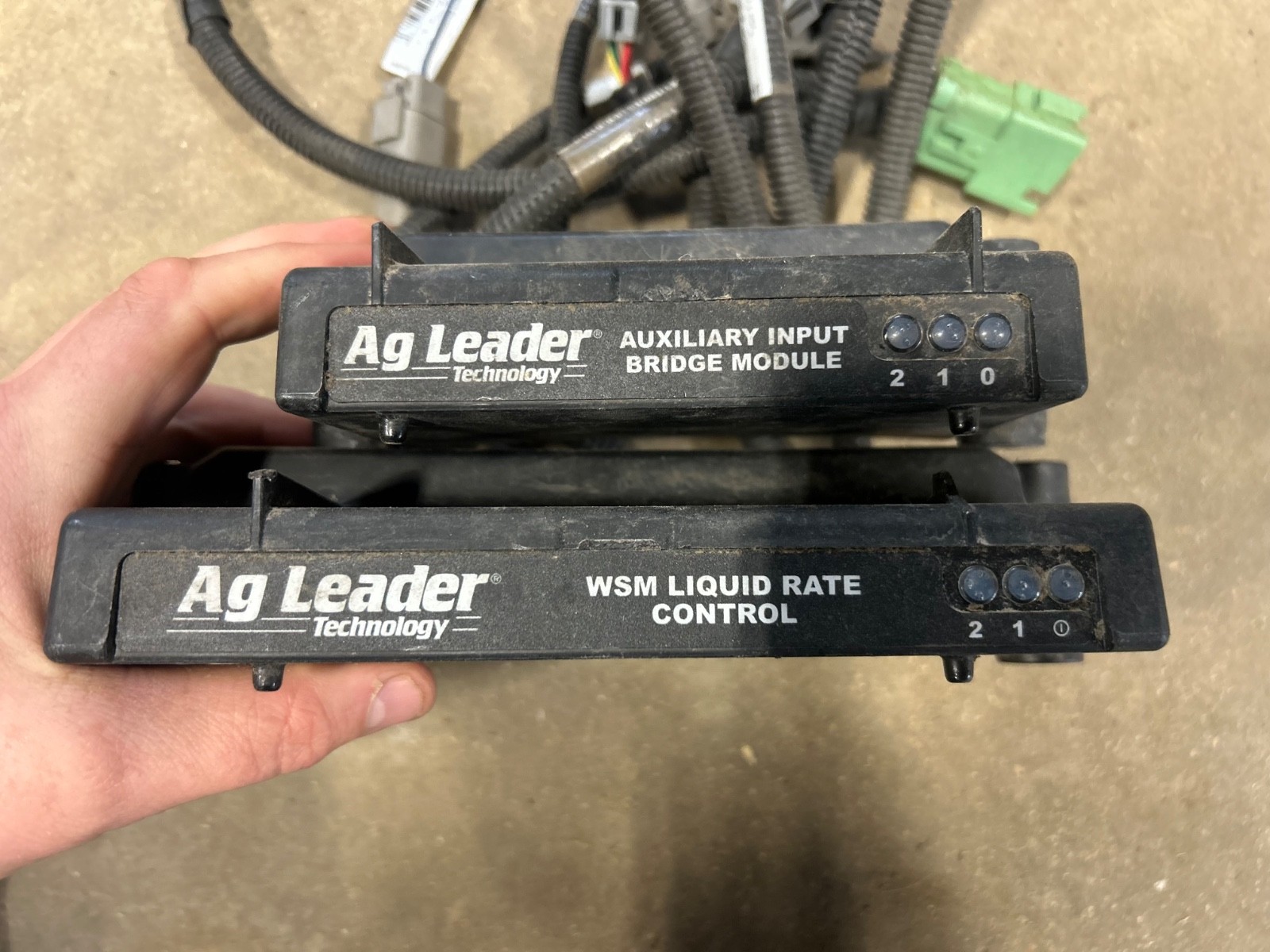 Ag Leader WSM LIQUID RATE Control + AUXILIARY INPUT Bridge