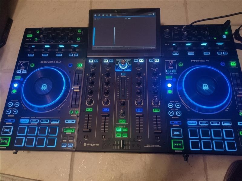 Denon DJ PRIME 4 Standalone 4-Deck DJ Controller - Black with Cover