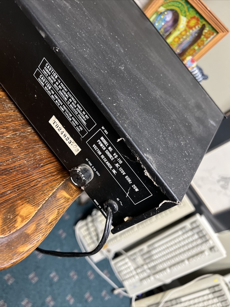 Vector Research VQ-110 Ten Band Graphic Equalizer