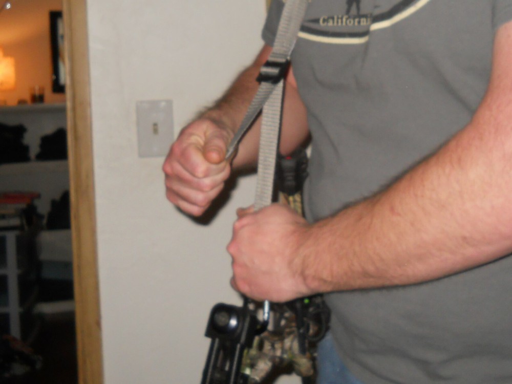 NEW Brown Adjustable Compound Bow Strap-The Bow Sling