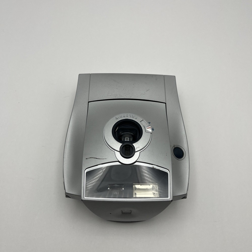 Vintage Polaroid 1200FF Camera