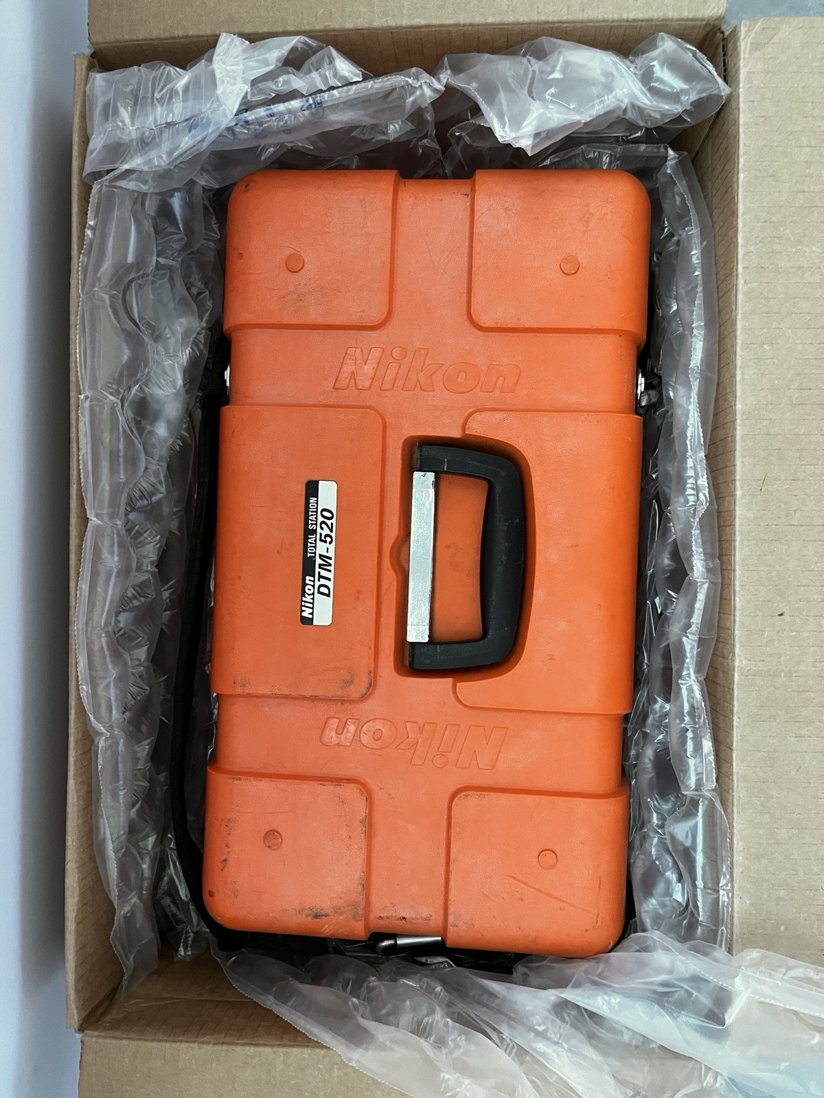 Nikon DTM-520 Total Station Surveying Instrument w/ Case