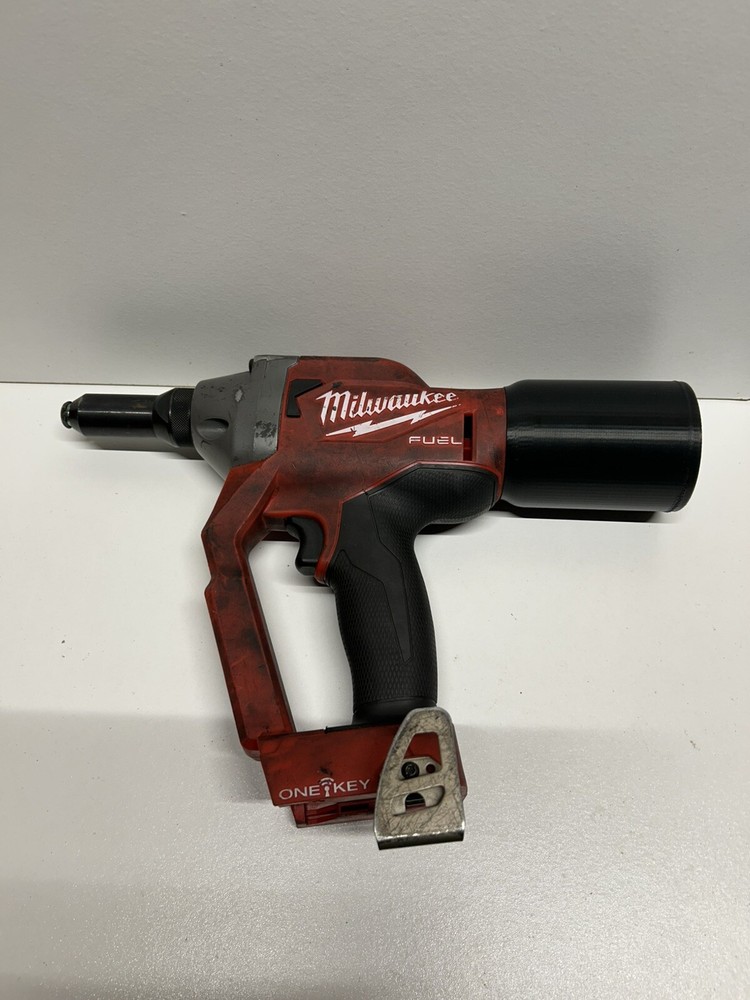 Milwaukee M18 Rivet Catcher
