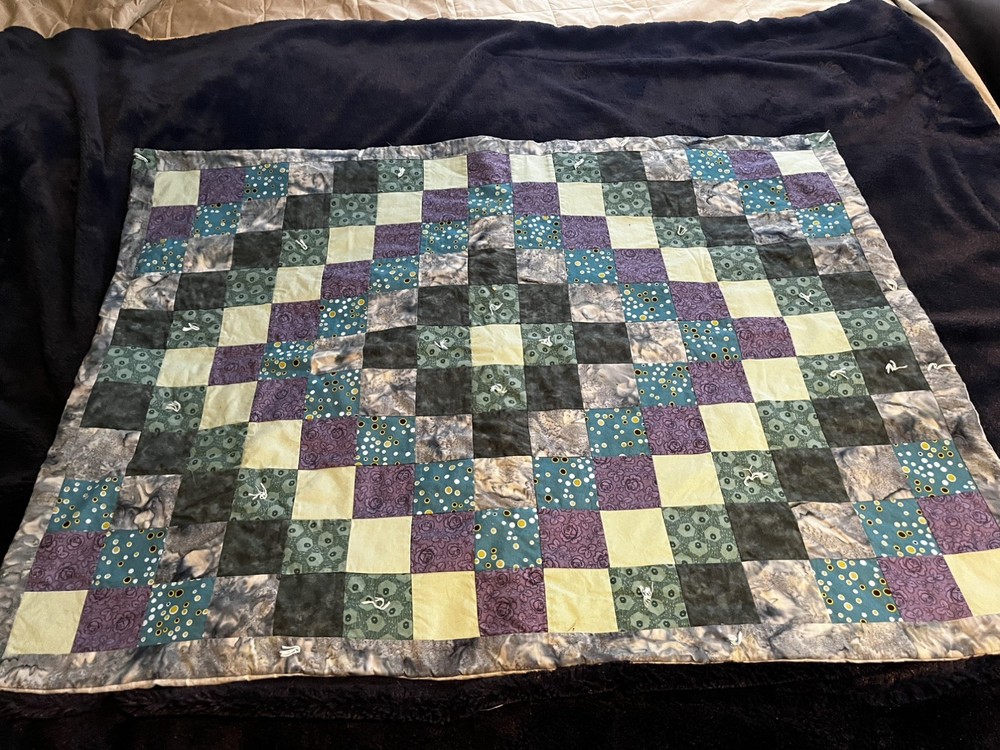 Handmade Quilt 29" x 39"