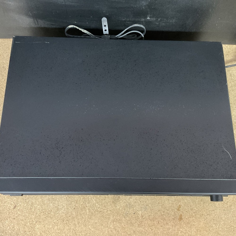 VocoPro CDG-2000 Digital Audio/Compact Disc Player System