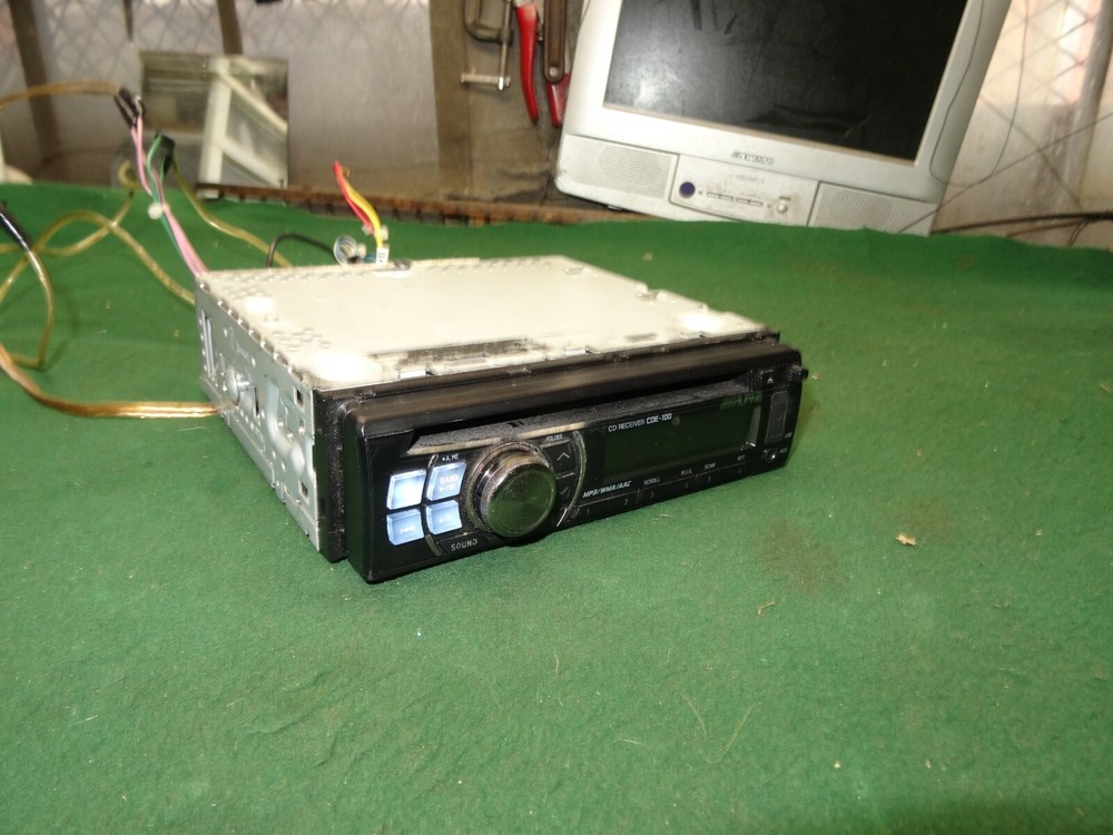 ALPINE CDE-100 FACEPLATE GOOD CONDITION tested