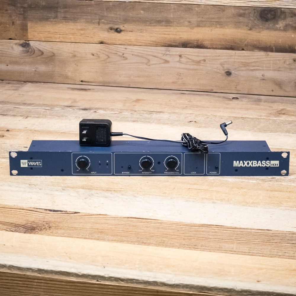 Rare Waves MaxxBass 101 Low Frequency Enhancement Processor U268198