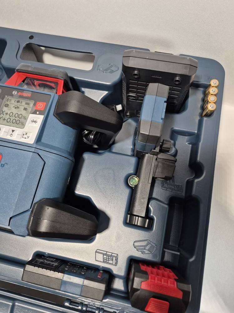 Bosch GRL4000-80CHV 18V REVOLVE4000 Connected Self-Leveling Horizontal/Vertical
