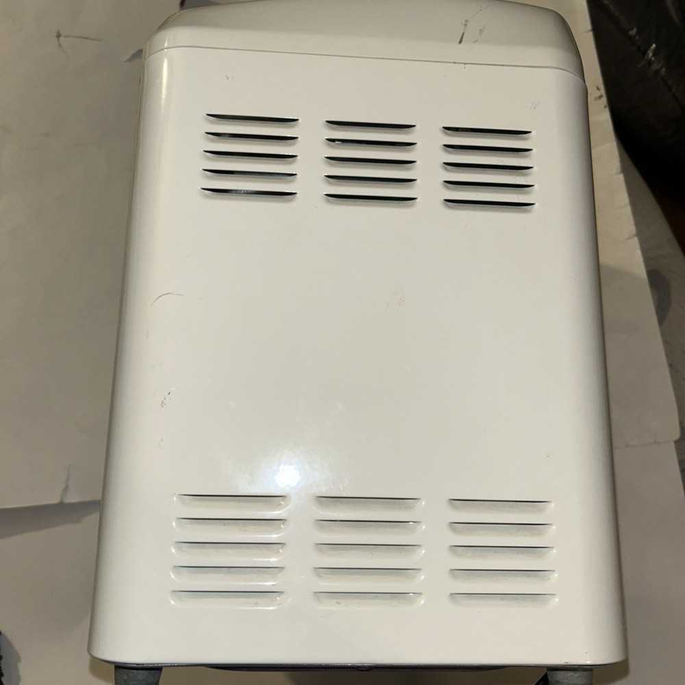 Breadman Ultimate TR2200C Bread Machine Maker Baking Automatic