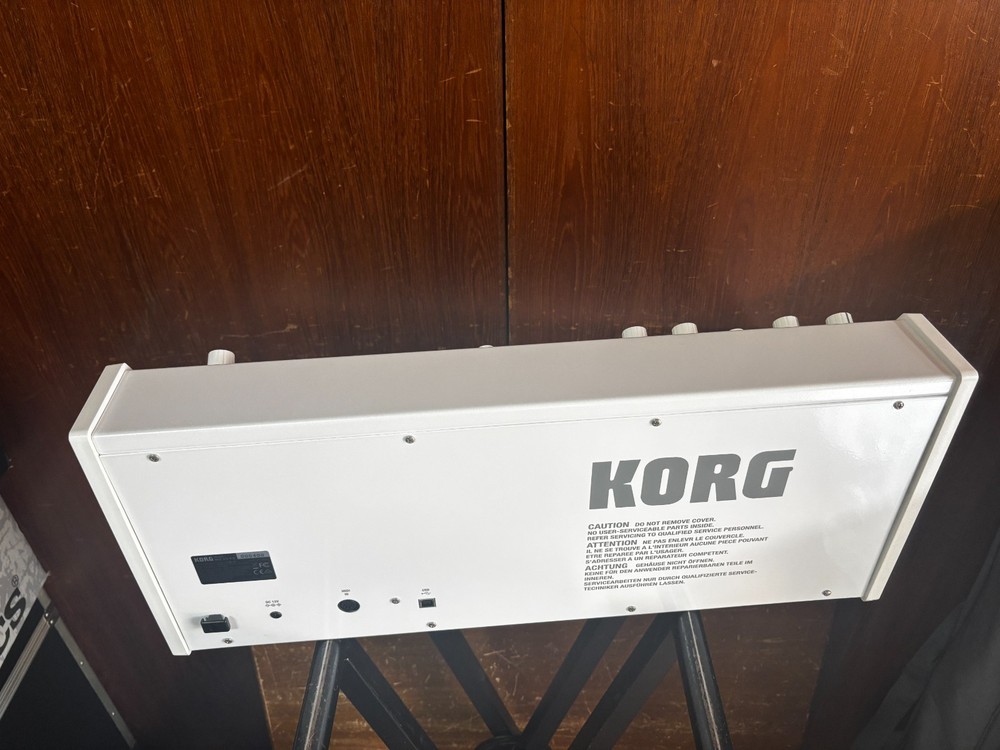 Korg MS-20 FS Semi-Modular Synthesizer White w/ case