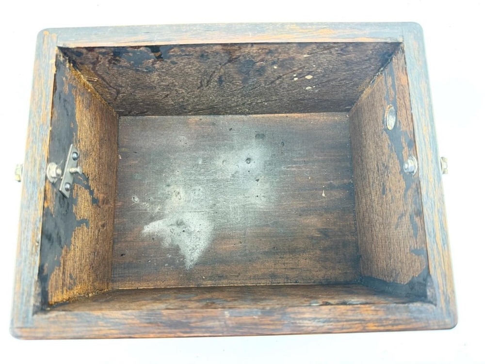 Case Bottom Edison w/Latches Fireside Phonograph, Any Model