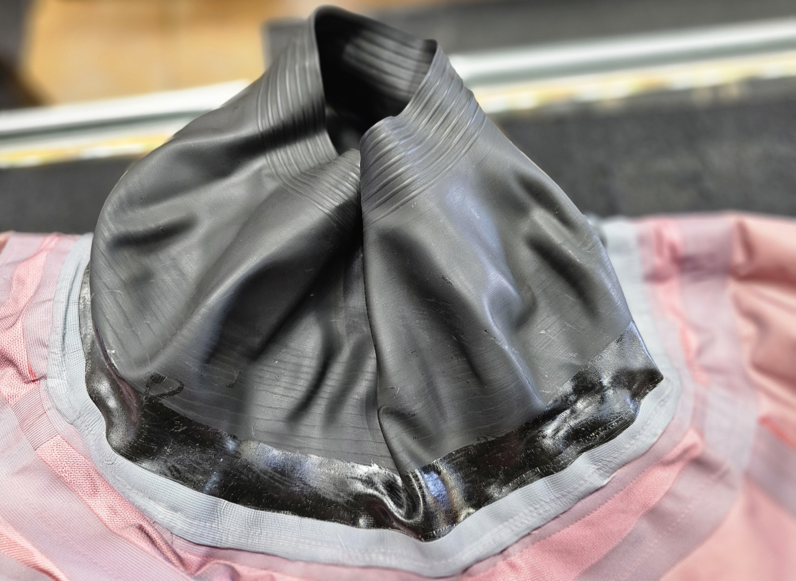 RED NRS FLUX ECLIPSE FOUR LAYER DRY TOP, SIZE XXL, BELT, FREE SHIPPING