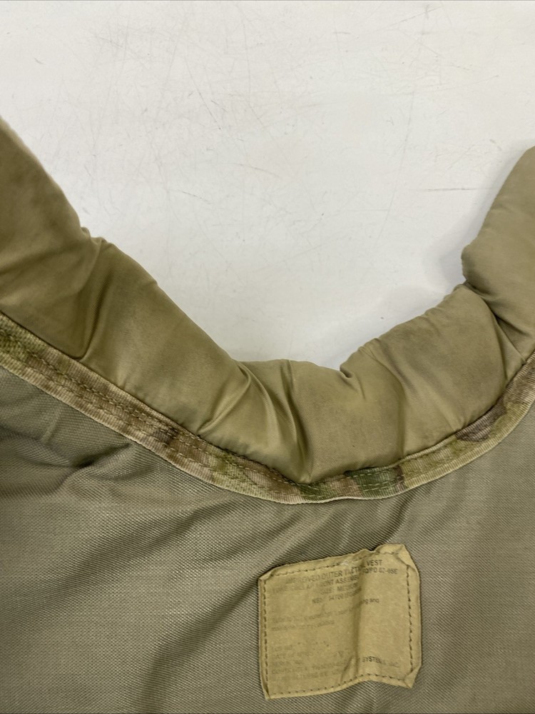 Improved Outer Tactical Vest Yoke/ Collar Assembly Multicam Front Medium (K3)