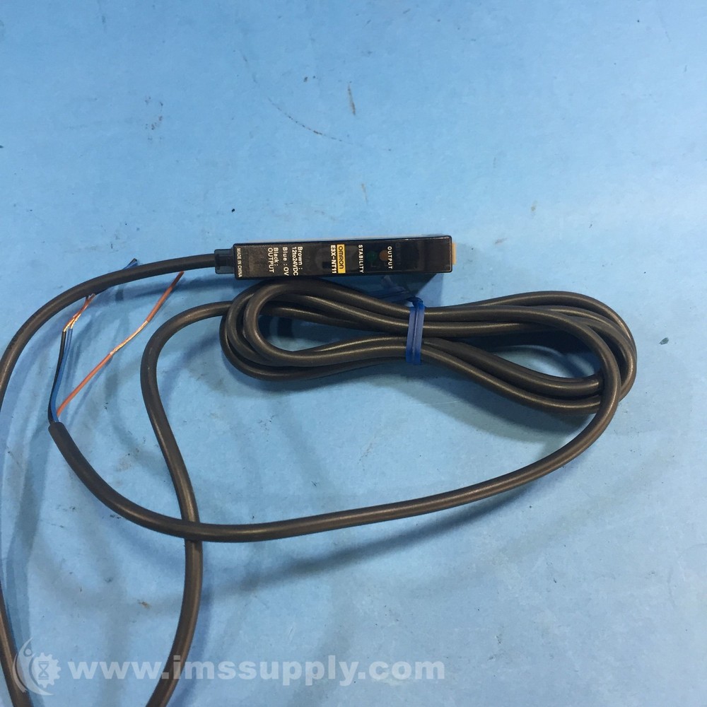 Omron E3X-NT11 Photoelectric Sensor, 2m Cable 0015