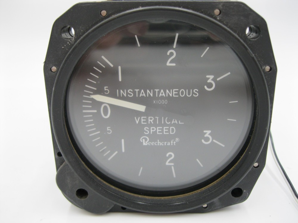 UNITED INSTRUMENTS INSTANTANEOUS VERTICAL SPEED INDICATOR PN: 7140