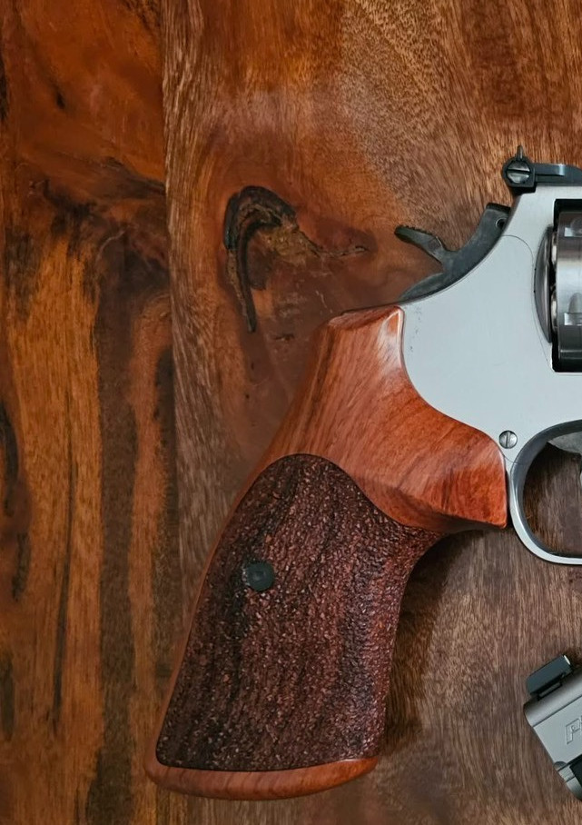 New wood Target Grip For S&W N Frame Square Butt Rough Texture Closed Back