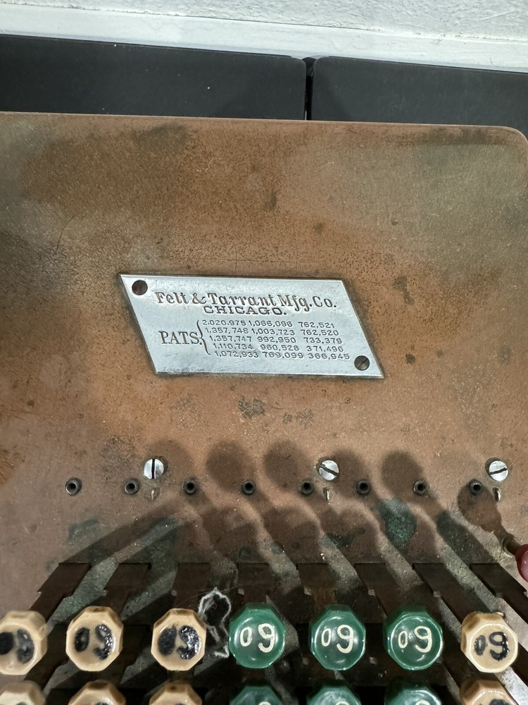 ANTIQUE VINTAGE FELT & TARRANT COMPTOMETER J285366 ADDING MACHINE 1920's ERA