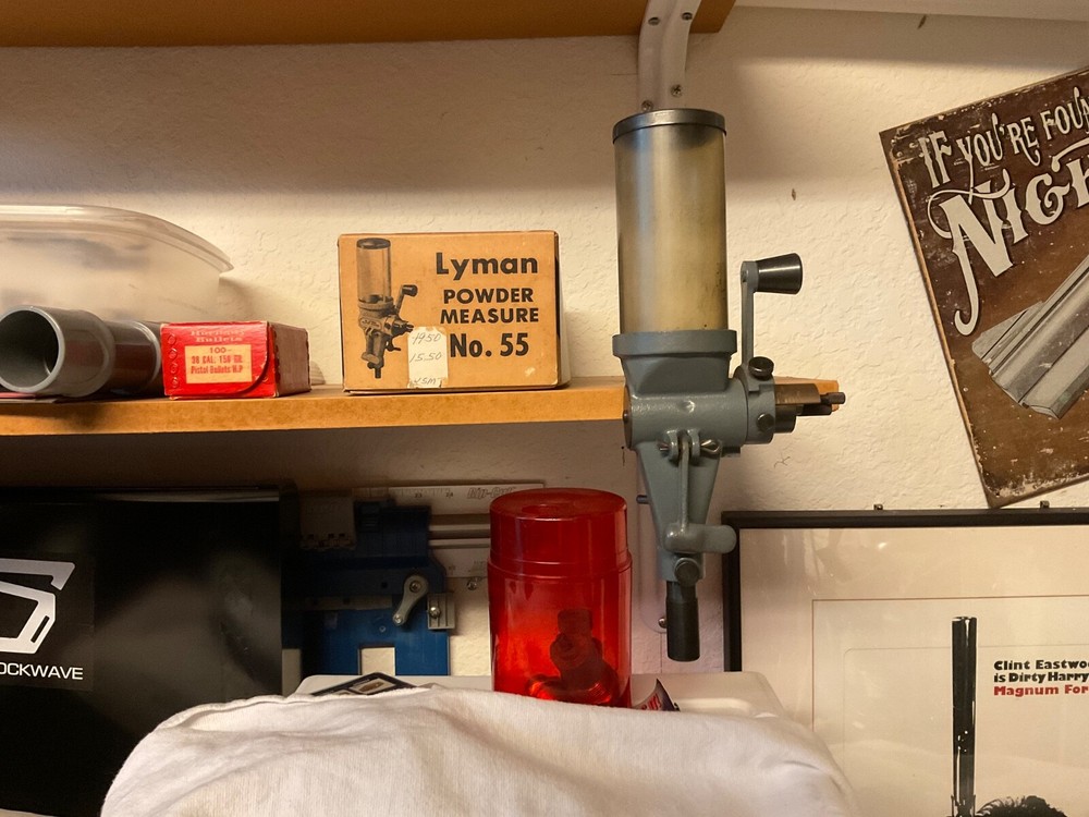 LYMAN  Powder Measure