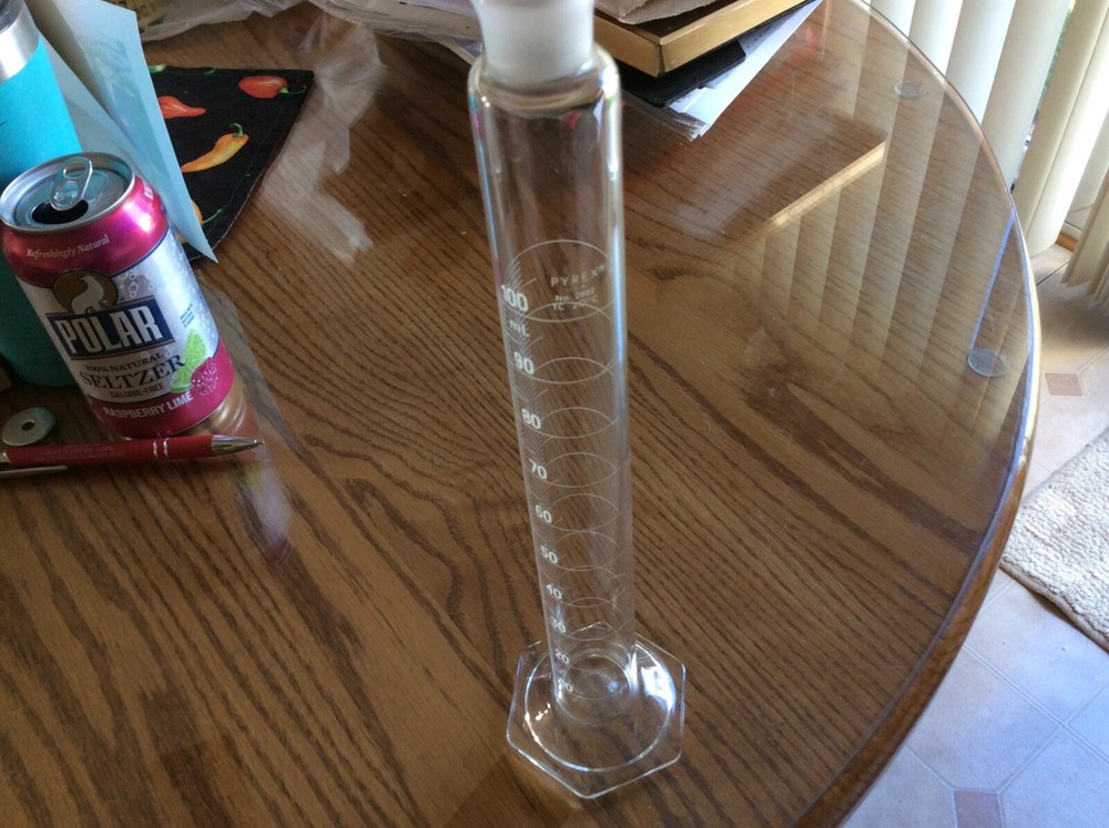 Pyrex #16 100ml Cylinder Hex Bottom #2982