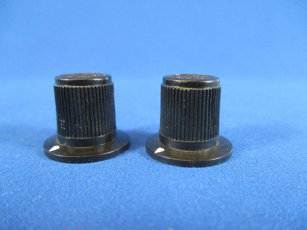 Pair Black Plastic Knobs 3/4" Round 5/8" Tall for Radio Amp Electronics Guitar