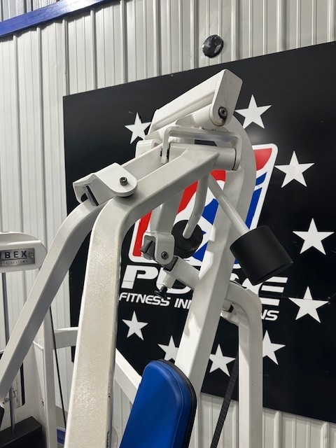 Cybex | VR2 Chest Press