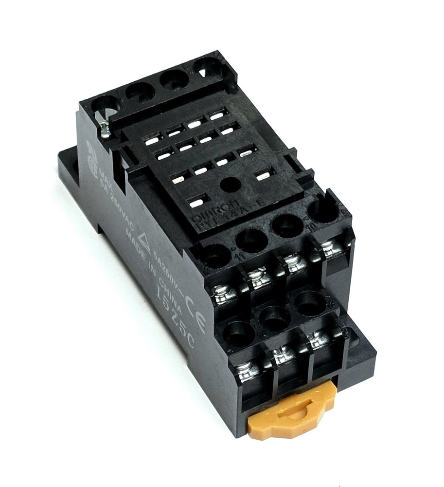 OMRON PYF14A-E, Relay Socket, 5 Amp, 250VAC, DIN Rail Mount, 14-Blade