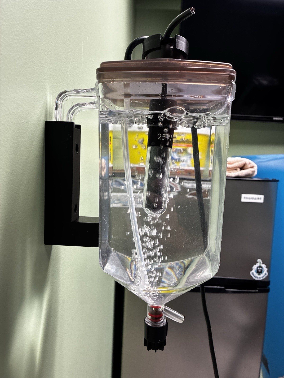 Ziss Brine Shrimp Hatchery (LID CAP) (CAP ONLY) For Use With Heater