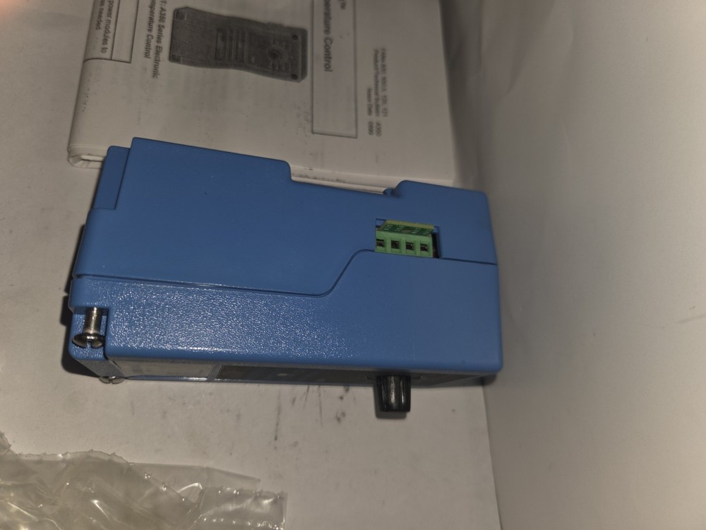 NEW GENUINE JOHNSON CONTROLS A350AA-3C TEMPERATURE CONTROL MODULE W/ SENSOR