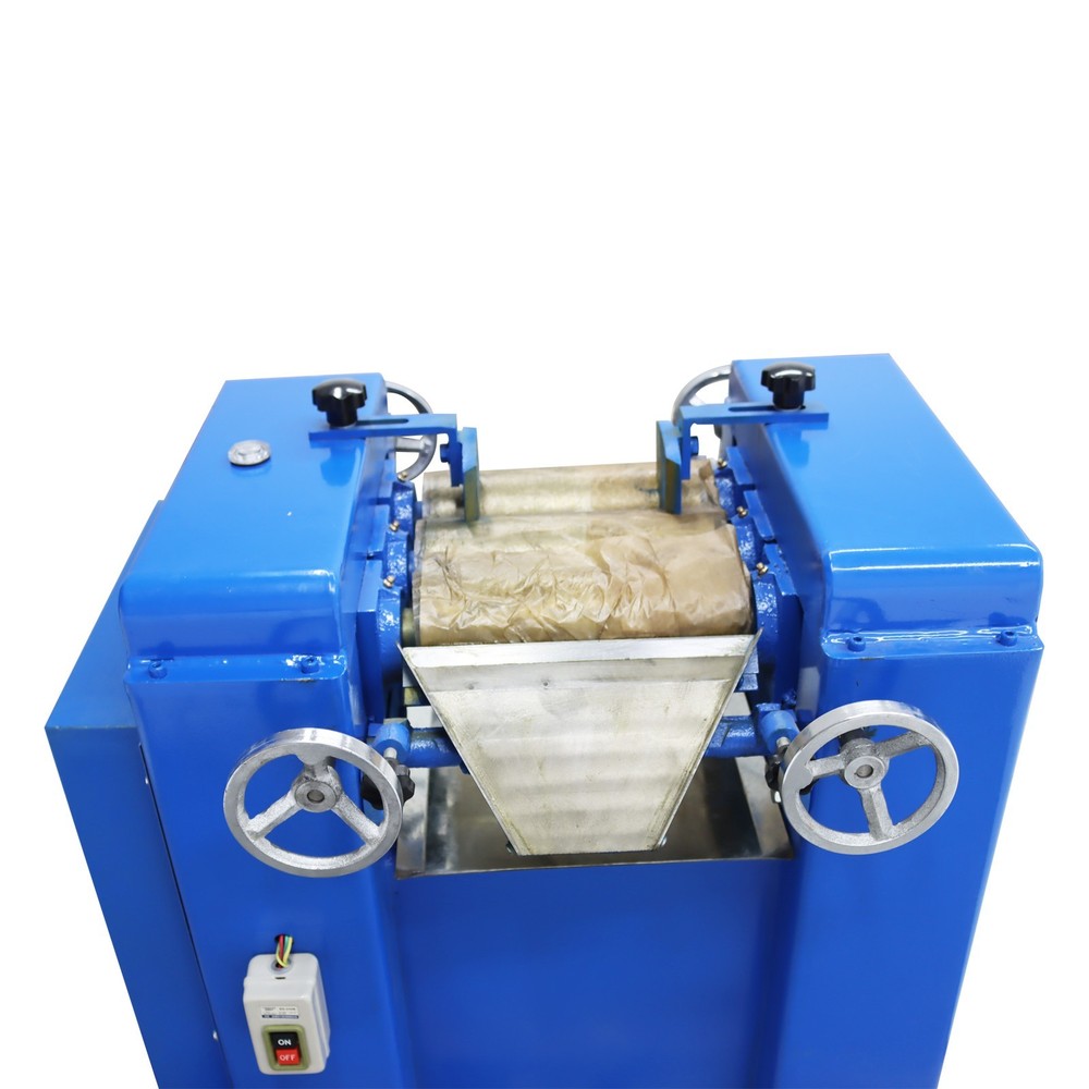 Three Roll Grinding Mill Grinder 220V 3PH Lab Electric Ointment Milling Machine