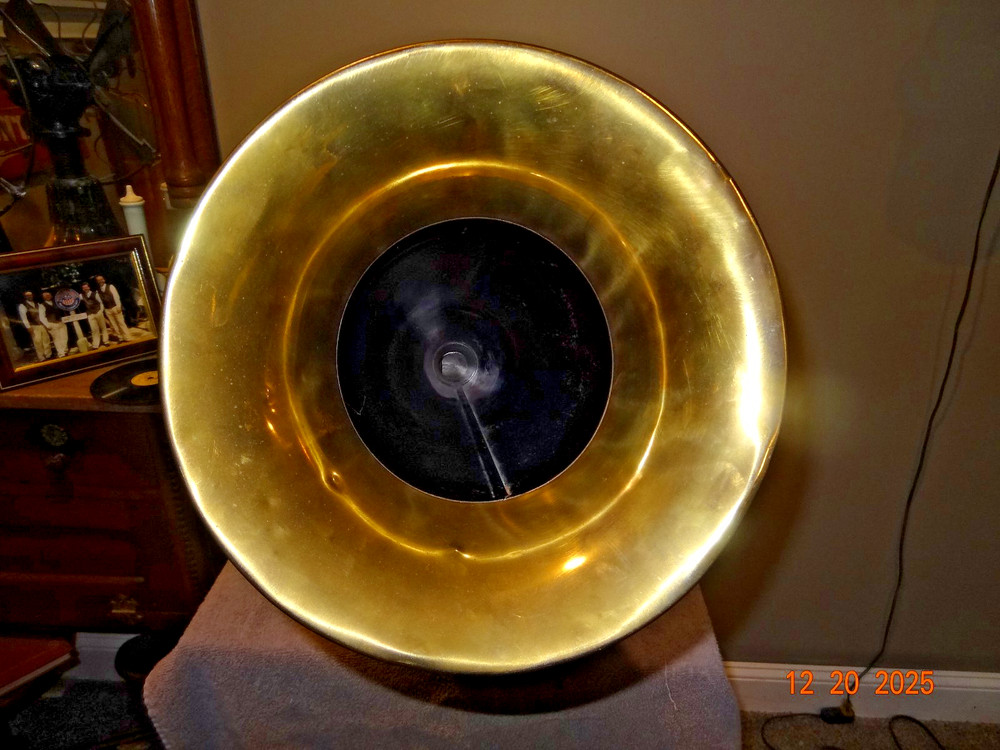 Very Nice 1903 Zon-O-Phone Home Phonograph