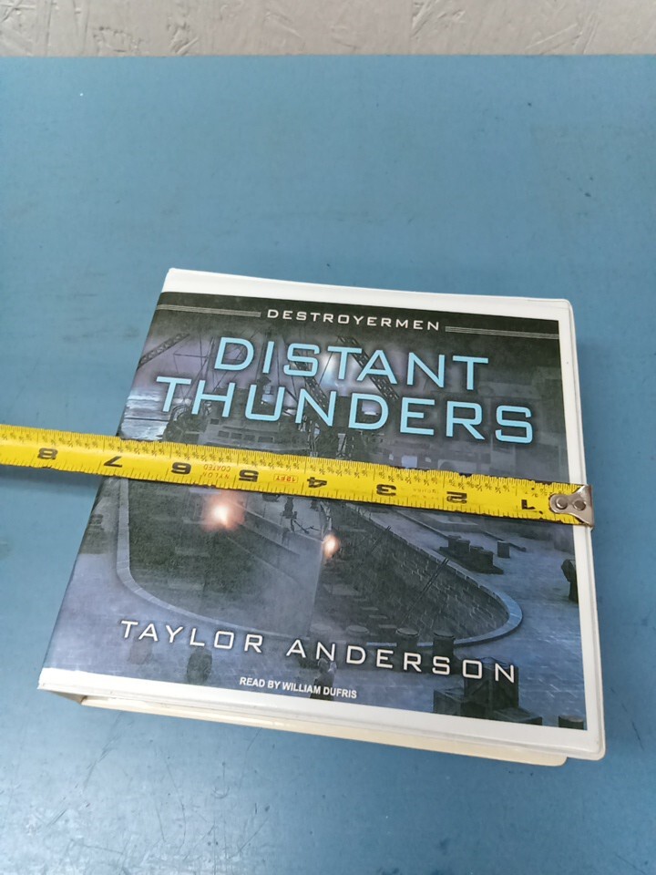 Distant Thunders : Destroyermen by Taylor Anderson (LL)