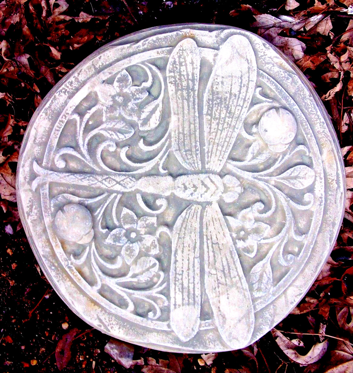 Dragonfly plaster concrete mold abs plastic stepping stone mould 10" x 1" thick