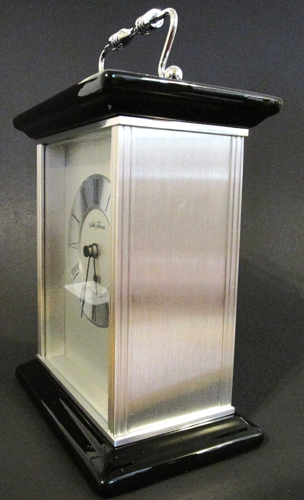 New Seth Thomas TBL 1552 Aries Quartz Desk or Table Clock