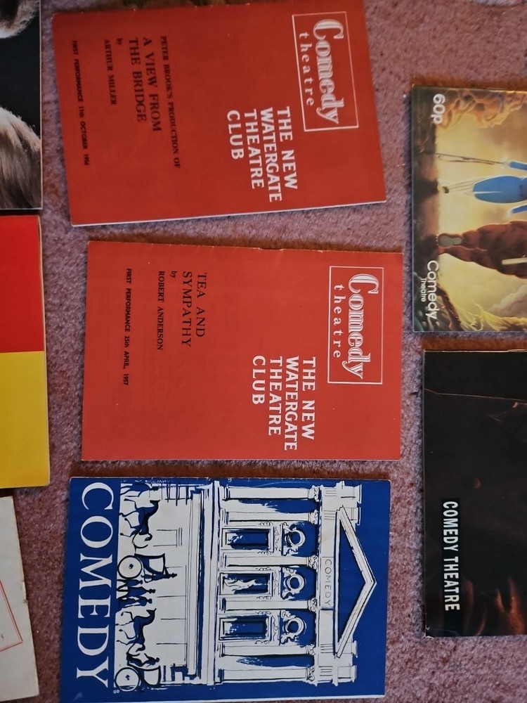 8 'Comedy' Theatre Programmes