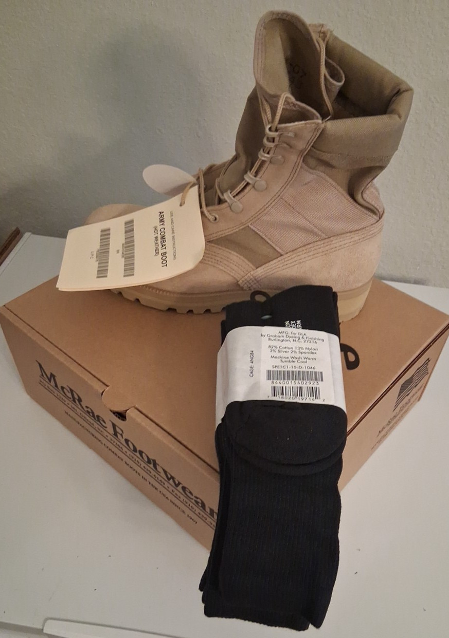 McRae Military Combat Boots Size 8R New in Box with DLA Socks
