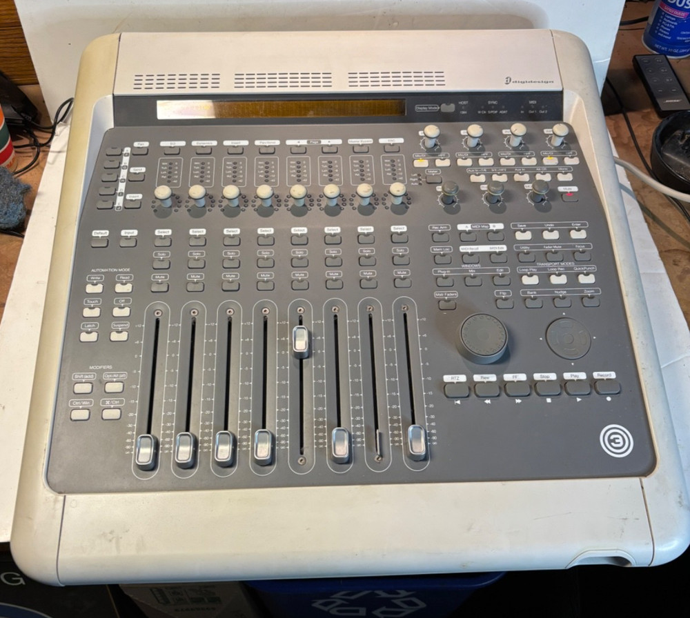 Digidesign interface controller 003