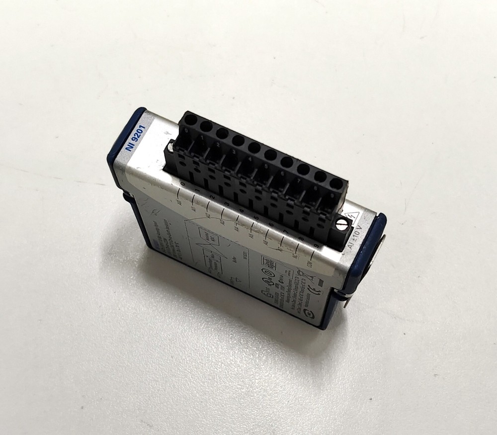 National Instruments NI 9201 194922A-01L analog input module