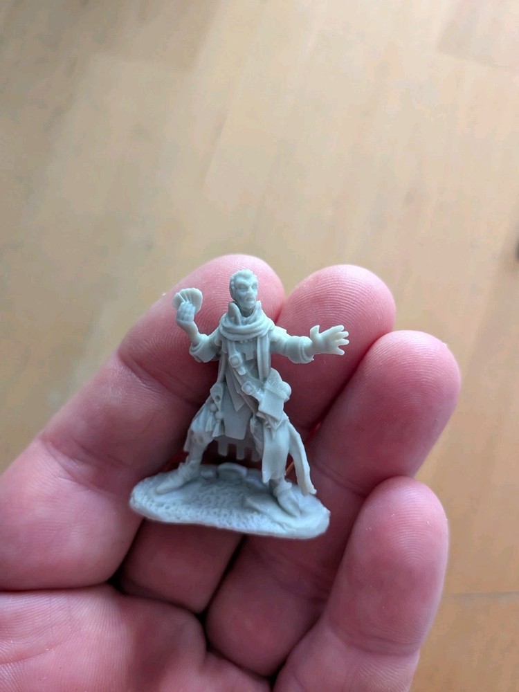 Reaper Bones 4 Erasmus, Trickster Wizard